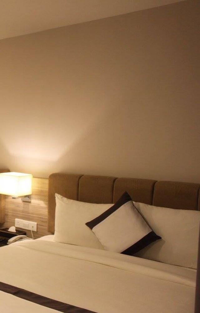 Nu Hotel @ Kl Sentral Куала-Лумпур Экстерьер фото
